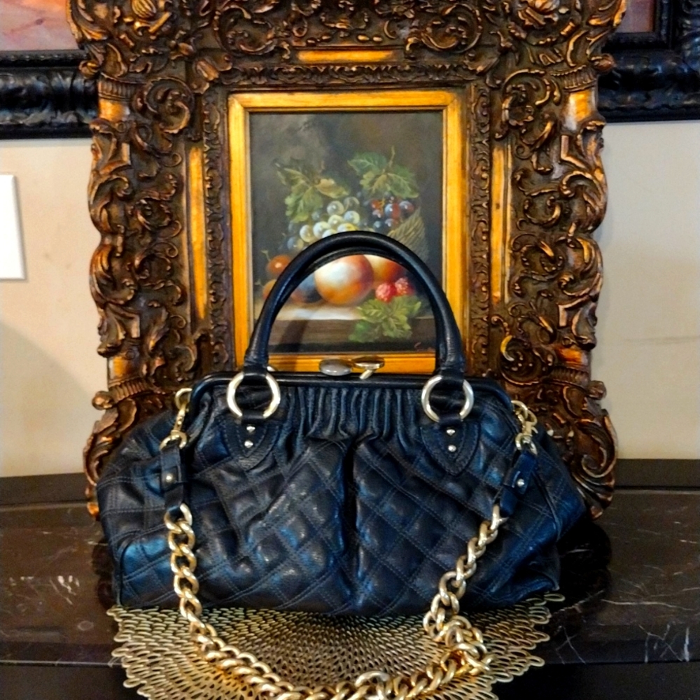 Marc Jacobs Quilted Kiss Lock Handbag